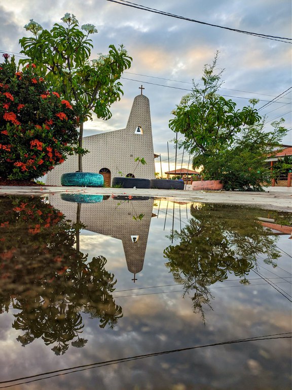 FOTO - IGREJA SANTA TEREZINHA.jpeg